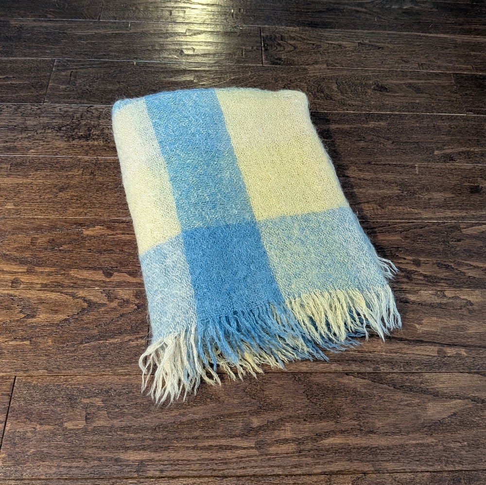 VTG Glen Cree Yellow Blue Plaid Mohair of Scotland Throw Blanket